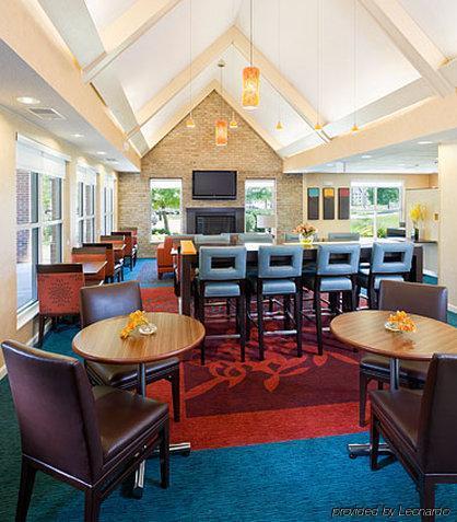 Residence Inn By Marriott Cedar Rapids Nhà hàng bức ảnh