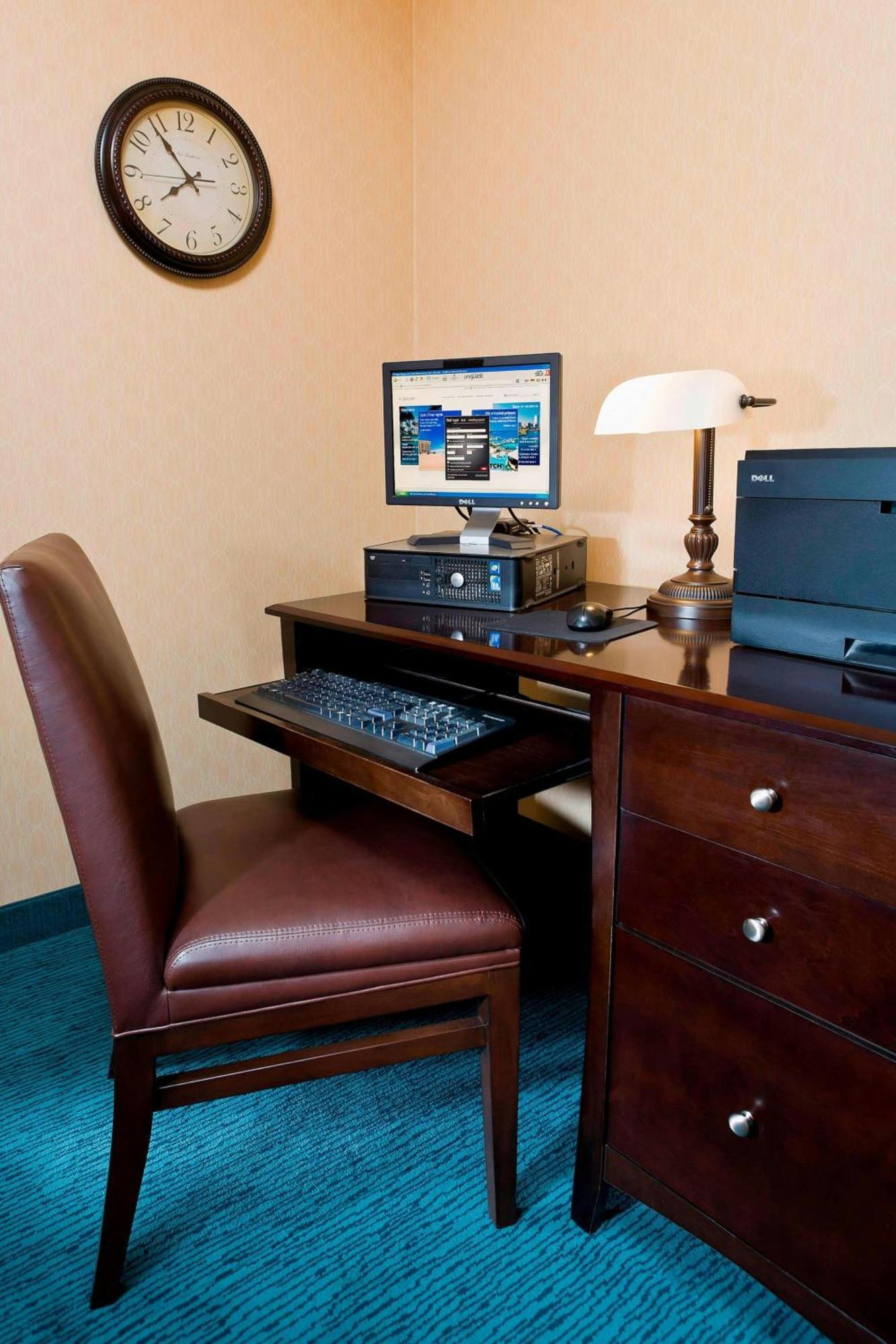 Residence Inn By Marriott Cedar Rapids Ngoại thất bức ảnh