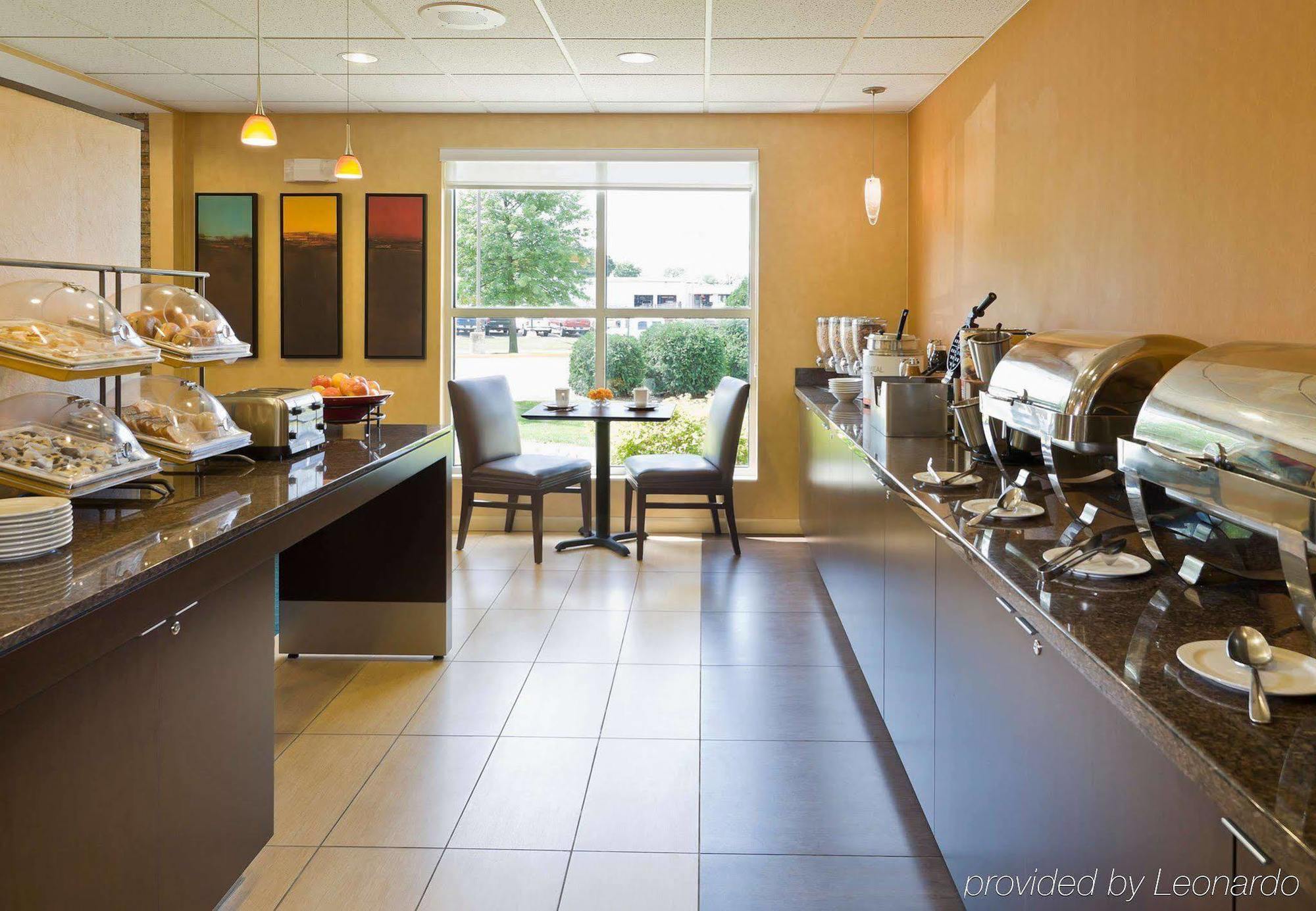 Residence Inn By Marriott Cedar Rapids Nhà hàng bức ảnh